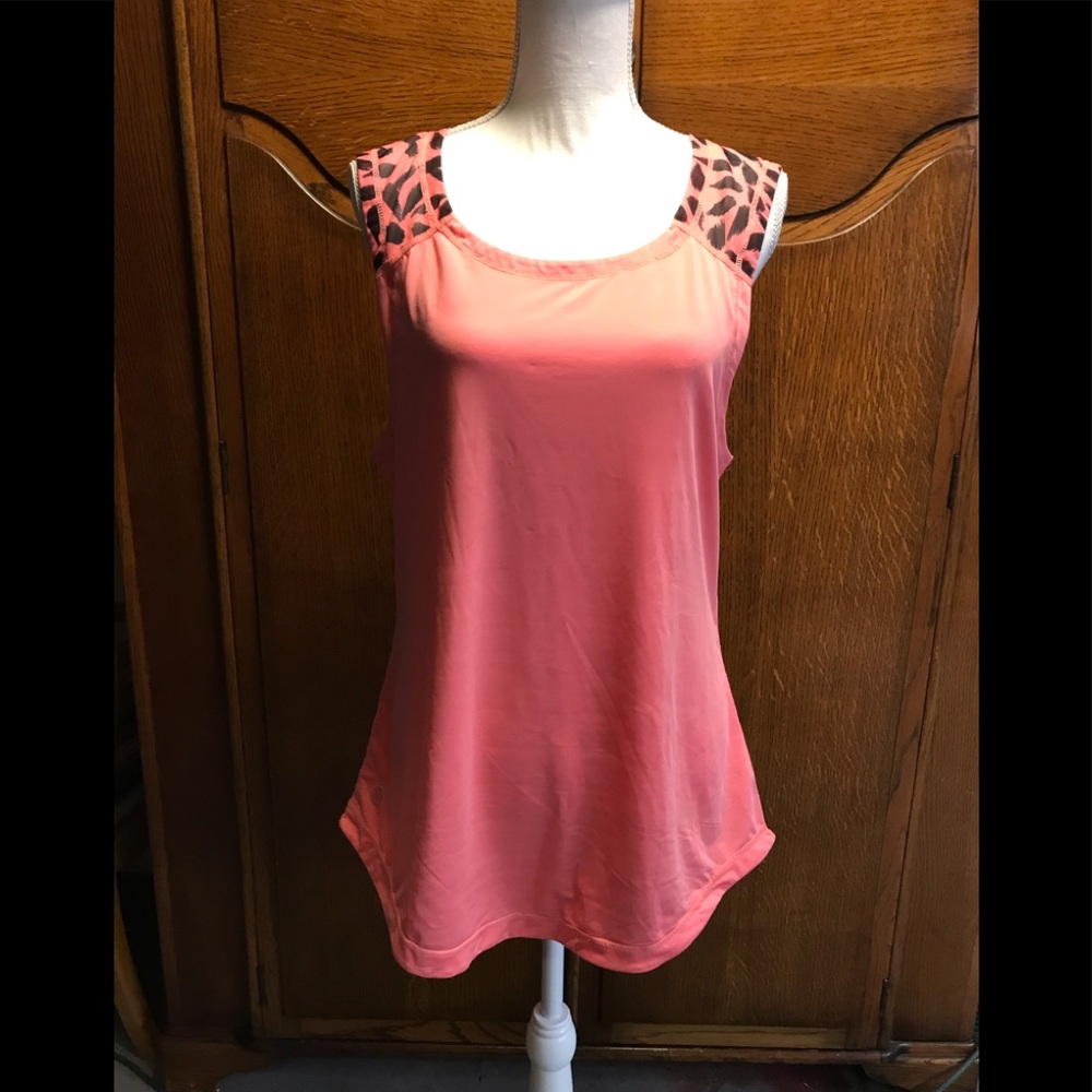 TeMa Athletics tank top.